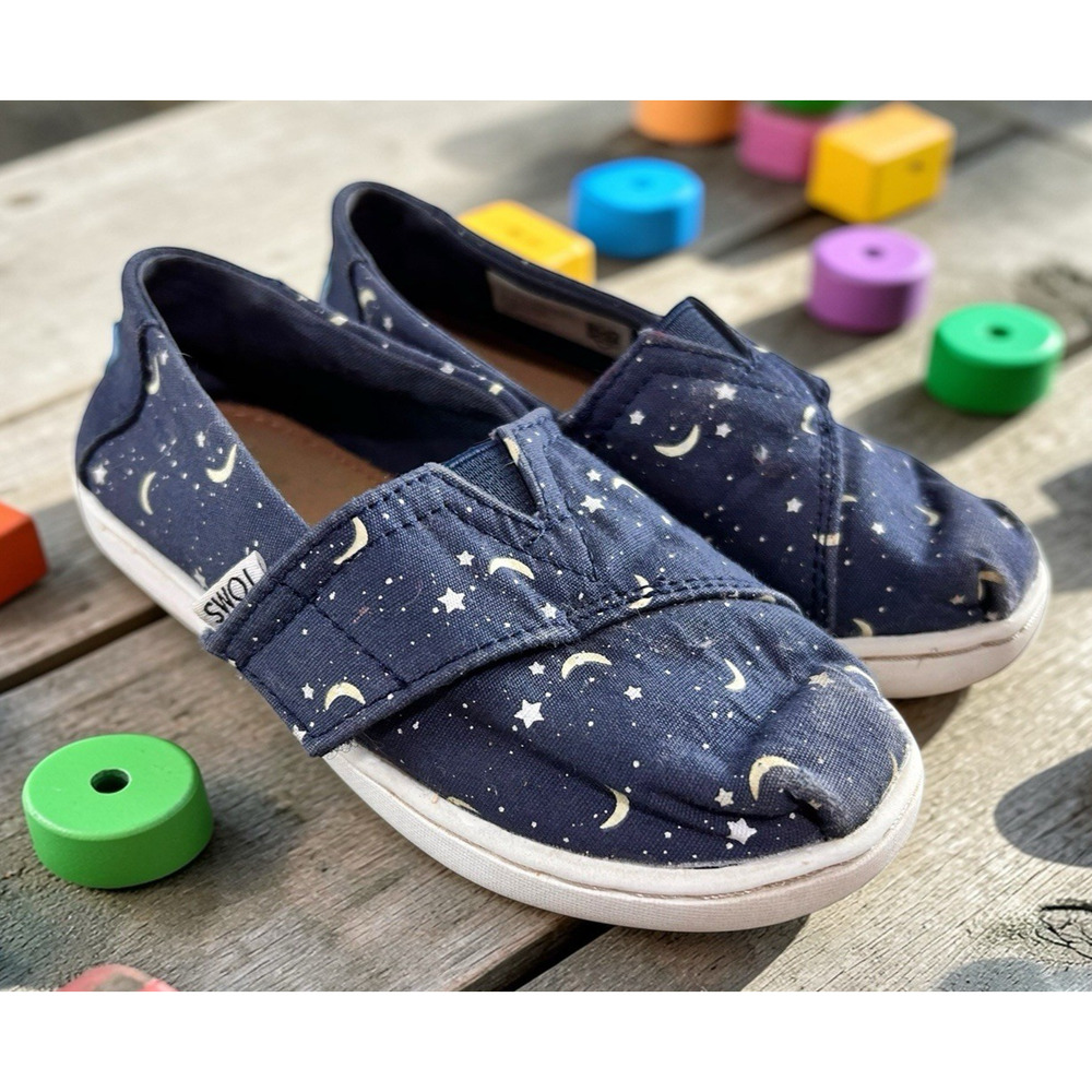 TOMS Alpargatas Blue Moon Stars Slip on Shoes Youth Size 9 Toddler Unisex - Picture 2 of 6
